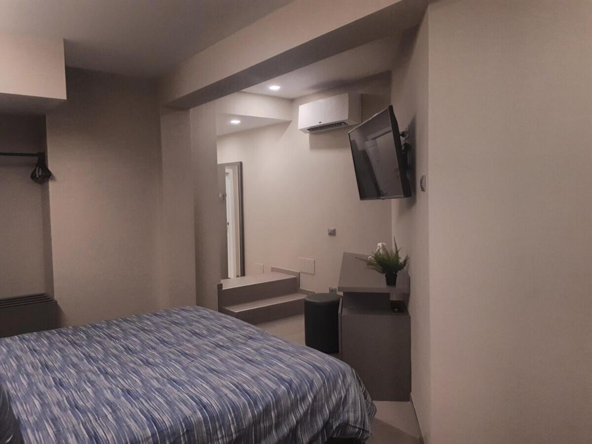 Smart Apartment Sei Chiese - Twa Bologna Cameră foto