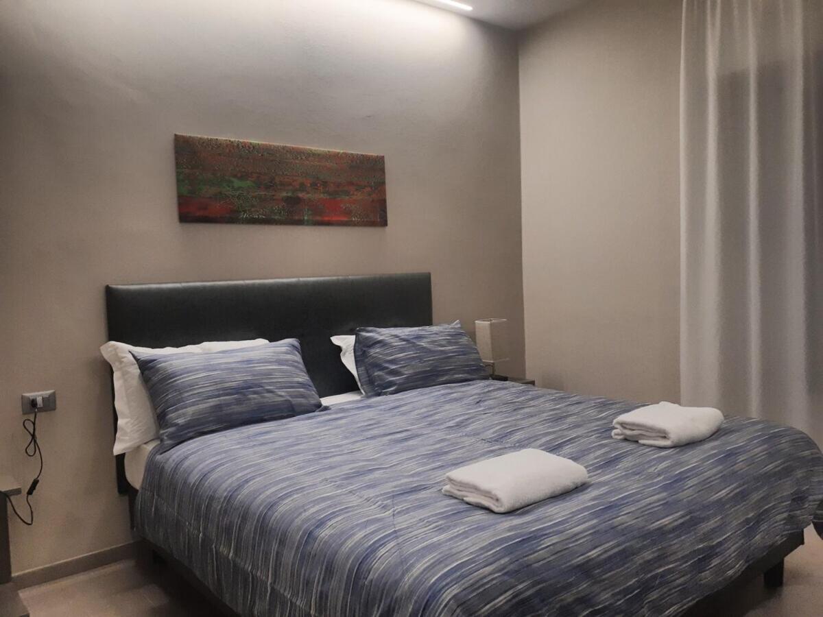 Smart Apartment Sei Chiese - Twa Bologna Cameră foto
